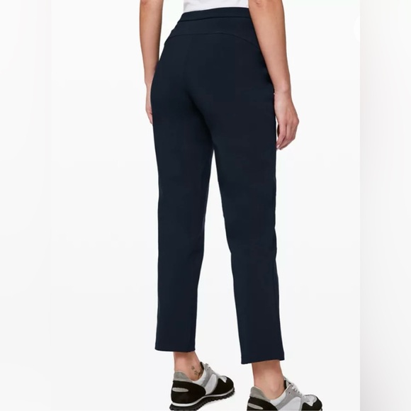 Lulu NWT On the Move Pants 28” - Women’s 2 Black - Picture 4 of 16